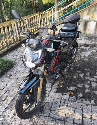 DAFRA APACHE RTR 200 